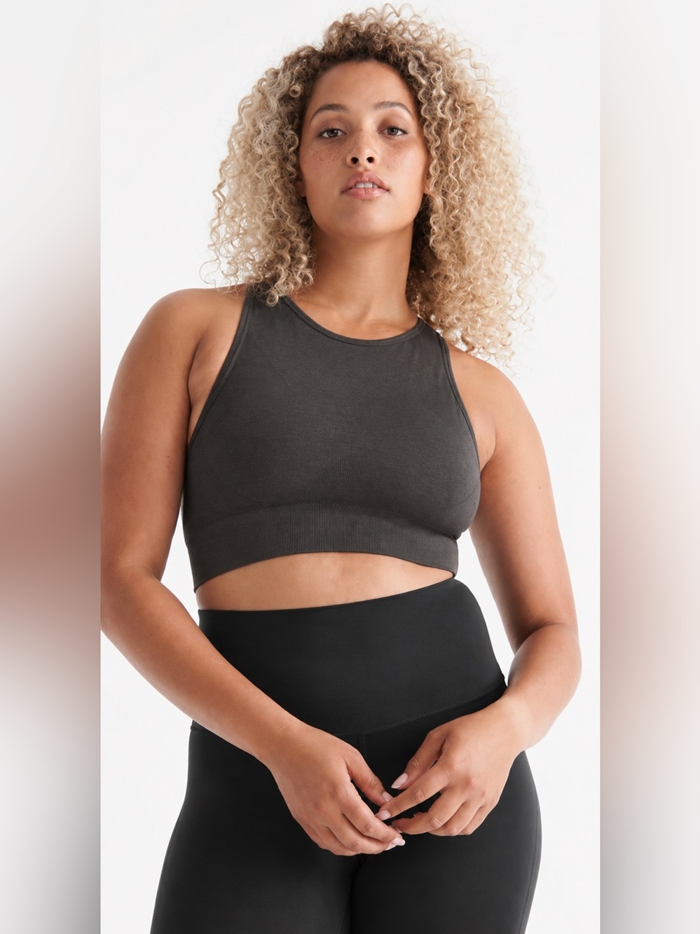 Knix High Neck Seamless Sports Bra